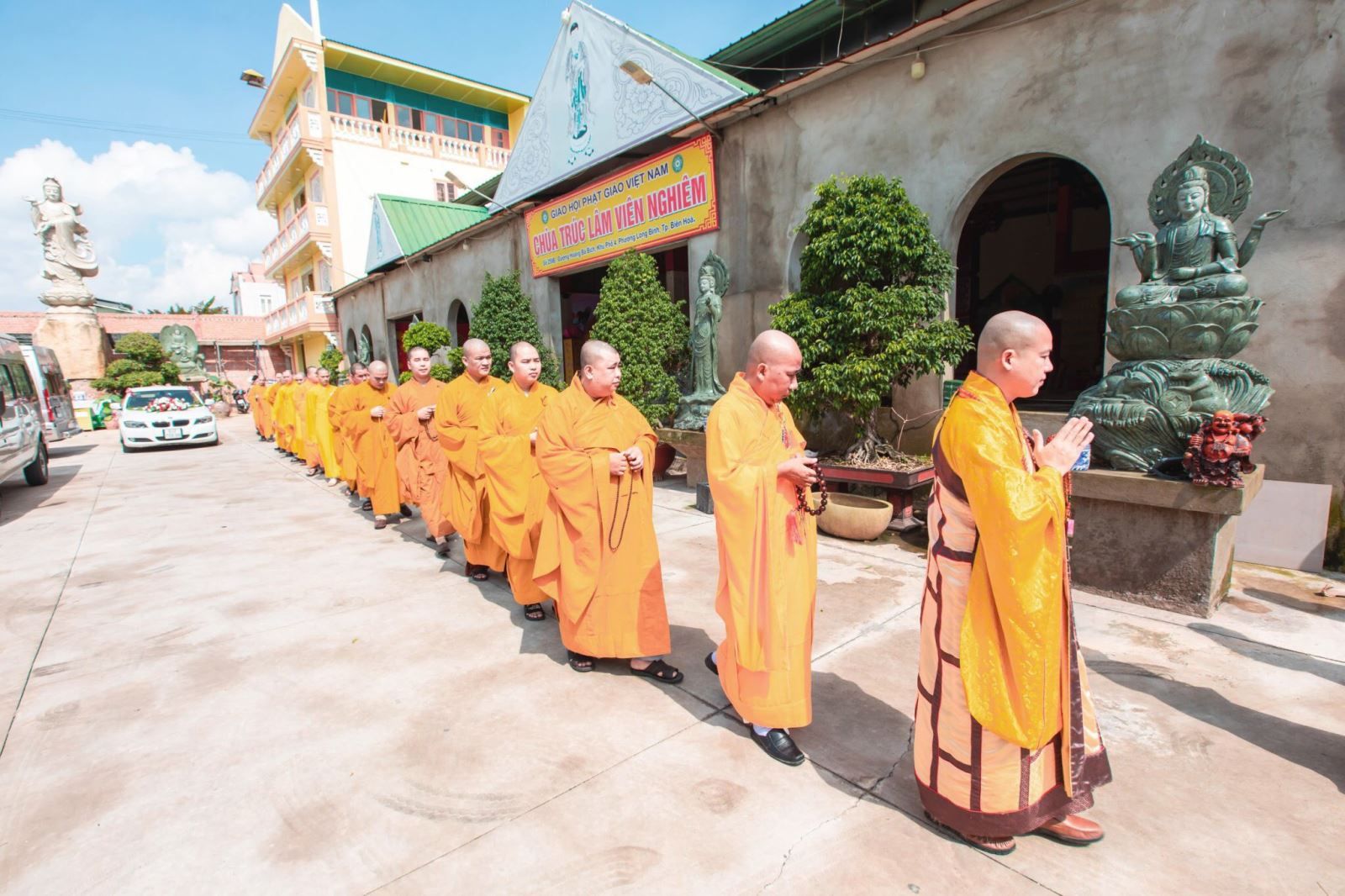 Chùa Trúc Lâm Viên Nghiêm – Điểm Đến Tâm Linh Độc Đáo